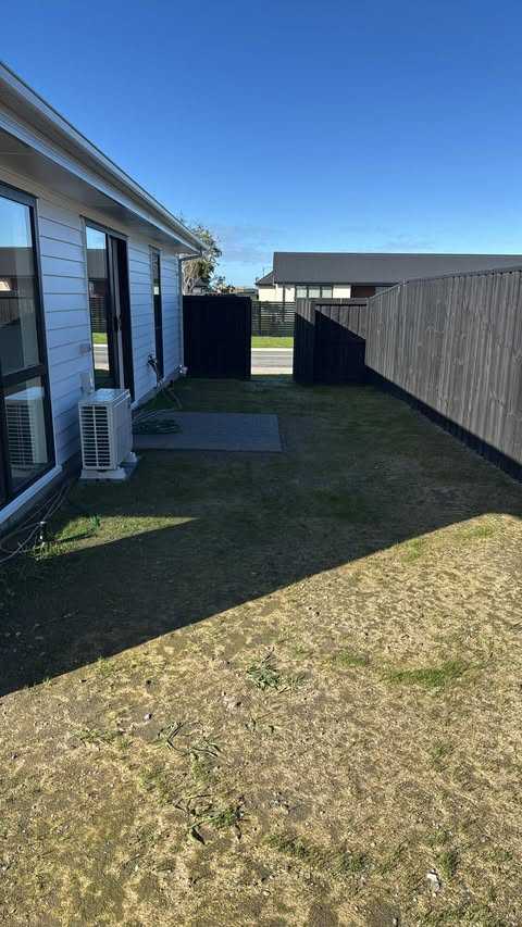 Best grass seed and topsoil for a new lawn in Rangiora — image 1